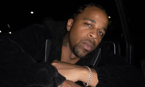 Azizi Gibson