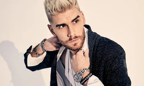 Colton Dixon