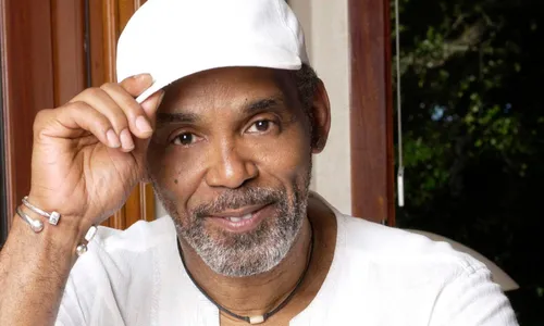 Maze featuring Frankie Beverly