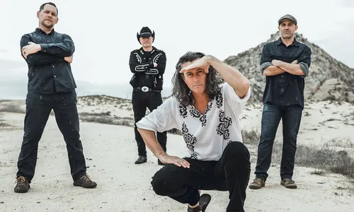 Roger Clyne & the Peacemakers