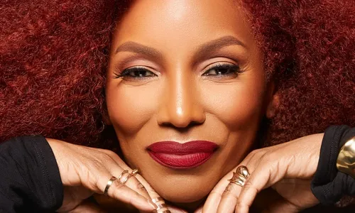 Stephanie Mills
