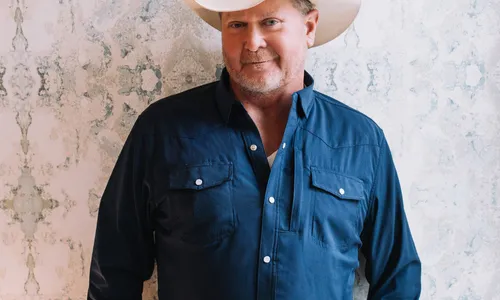 Tracy Lawrence