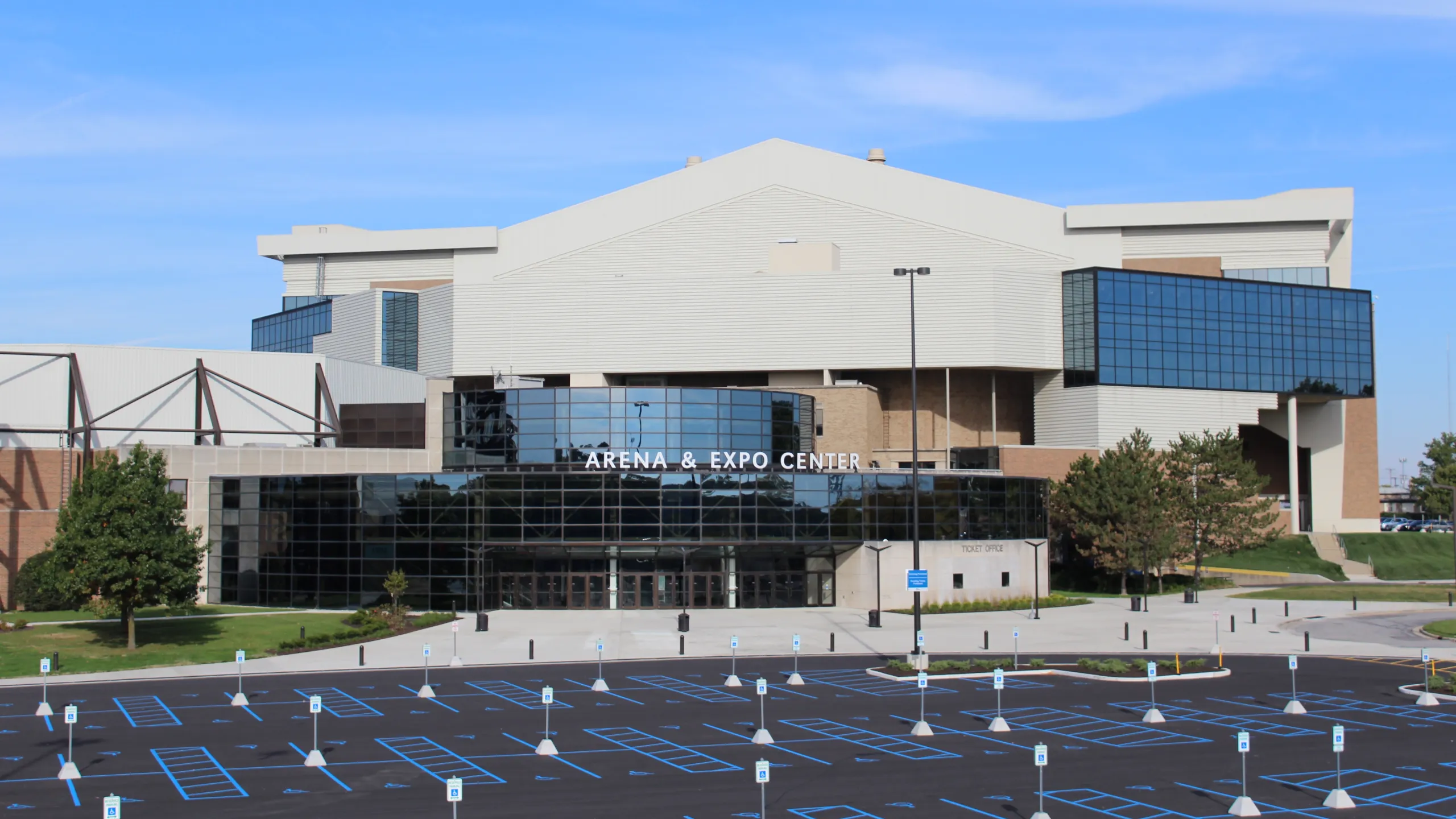 Allen County War Memorial Coliseum
